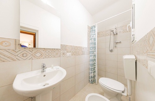 Old Town Apartment | Apartment 'Ester' close to the Beach with Balcony & Wi-Fi