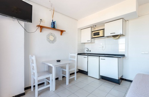 Es Pujols Apartment | Apartment 'Estudio Mirada 307' with Lake View, Wi-Fi and Air Conditioning