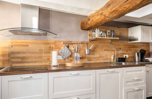 Lauterbach Apartment | Apartment 'Eulennest' with Shared Garden, Balcony and Wi-Fi