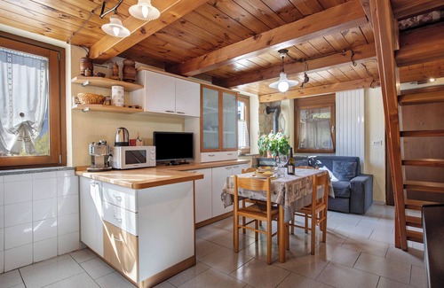 Gignod Apartment | Apartment 'Eun Tchì Vo - Gignod' with Mountain View, Shared Terrace, Barbecue and Wi-Fi