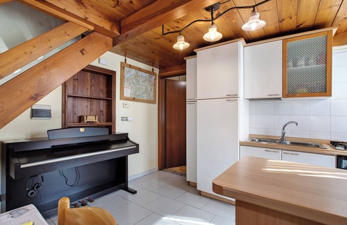 Gignod Apartment | Apartment 'Eun Tchì Vo - Gignod' with Mountain View, Shared Terrace, Barbecue and Wi-Fi