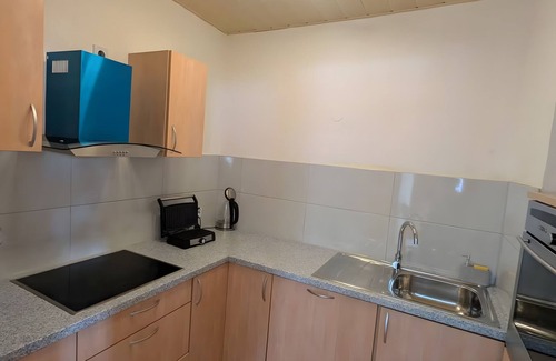 Kehl Apartment | Apartment 'Evin's' with Wi-Fi near Europapark and Strasbourg