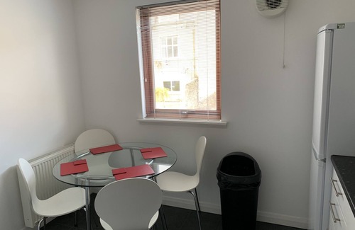 Central Aberdeen Apartment | Apartment-Executive-Ensuite-1 Bedroom Apartment