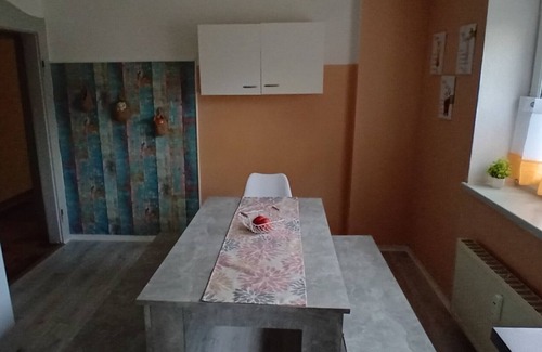 Rehlingen-Siersburg Apartment | Apartment 'Fewo Nied' with Wi-Fi