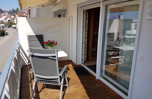 Unteruhldingen Apartment | Apartment 'Ferienwohnung Herter 1' with Lake View, Balcony and Wi-Fi