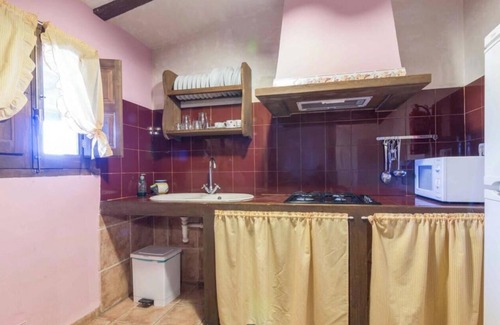 Caravaca de la Cruz Apartment | Apartment 'Fraskito 1' with Mountain View, Wi-Fi and Air Conditioning
