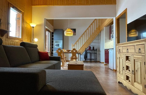 Thollon-les-Memises Apartment | Apartment for 6 persons with magnificant lake view.