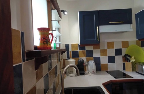 Vernet-les-Bains Apartment | Apartment 'F1 Massif Du Canigou' with Mountain View, Shared Garden and Balcony