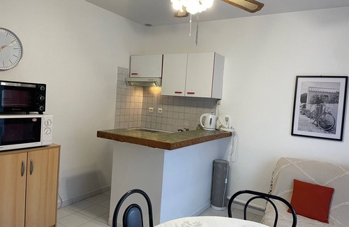 Bedarieux (ornac) Apartment | Apartment F2 with small garden on first floor, quiet, 200 m cure