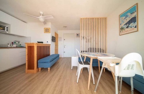 Le Couchant Apartment | Apartment F2 terrace "Port Athena" 150 m from the beach