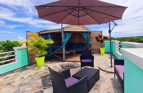 Mahajanga Apartment | Apartment F3 IBIZA swimming pool terrace, barbecue area. Quiet, secure setting