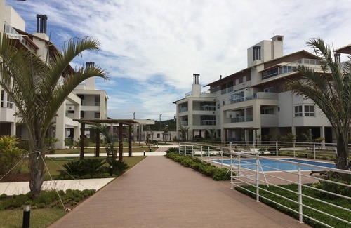 Campeche Leste Apartment | Apartment Facing the Sea, Florianopolis, Praia do Campeche