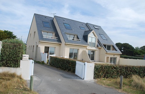 Piriac-sur-Mer Apartment | Apartment facing the sea in Piriac sur Mer. 2023 stage town for the Solitaire du Figaro.