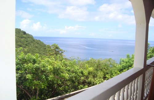 Bellefontaine Apartment | APARTMENT FACING THE CARIBBEAN SEA CALM AND SUNNY