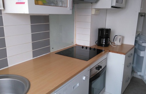 Le Portel Apartment | Apartment facing sea and beach, sleeps 4, WIFI. 3-star rating