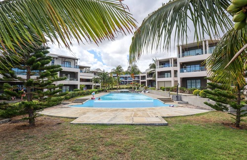 Flic-en-Flac Apartment | Apartment facing the Beach