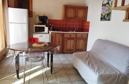 La Grave Apartment | Apartment facing the Meije and near cable car