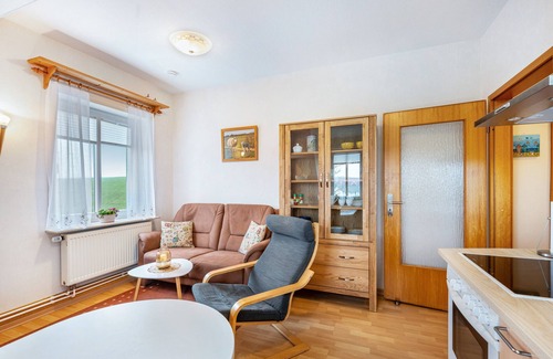 Dagebuell Apartment | Apartment 'Familienwohnung' with Shared Terrace, Shared Garden and Wi-Fi