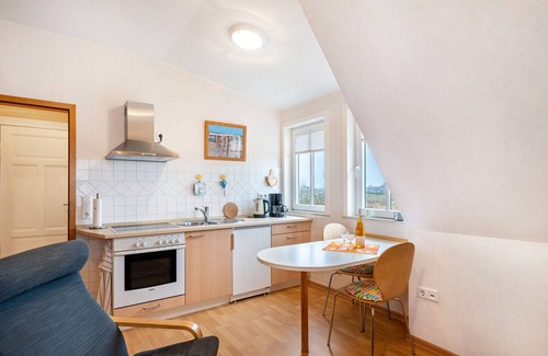 Dagebuell Apartment | Apartment 'Familienwohnung' with Shared Terrace, Shared Garden and Wi-Fi