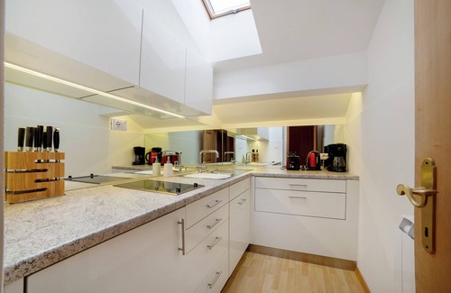 Marlengo Apartment | Apartment 'Faselehof Amelia' with Mountain View, Shared Pool and Wi-Fi
