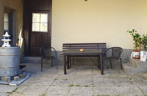 Bornichen Apartment | Apartment 'Ferienwohnung Am Huthainberg' with Private Terrace and Wi-Fi