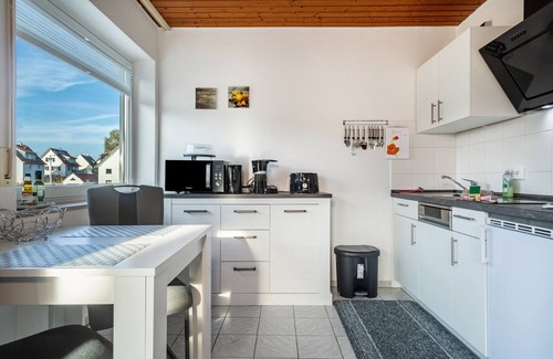 Schnetzenhausen Apartment | Apartment "Ferien am See 9" with Garden & Wi-Fi