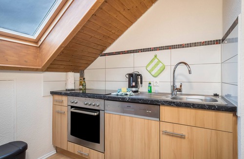 Schnetzenhausen Apartment | Apartment 'Ferien Am See 11' with Balcony and Wi-Fi