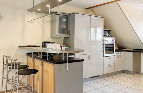 Waggershausen Apartment | Apartment 'Ferienwohnung Im Haus Haller' with Balcony and Wi-Fi