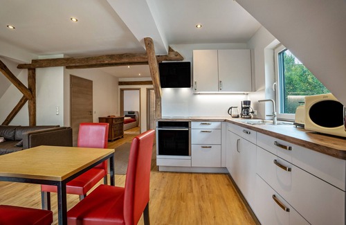 Bad Bodenteich Apartment | Apartment 'Ferienwohnung Seeblick' with Lake View and Wi-Fi