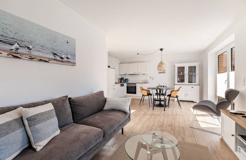 Klanxbuell Apartment | Apartment 'Ferienhaus Waterkant Mit Hund' with Private Terrace, Private Garden and Wi-Fi