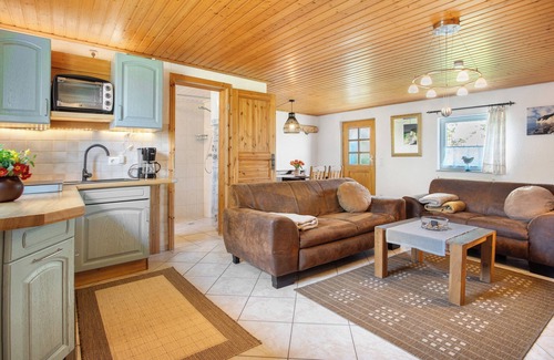 Trent Apartment | Apartment 'Ferienhaus Struve' with Private Garden