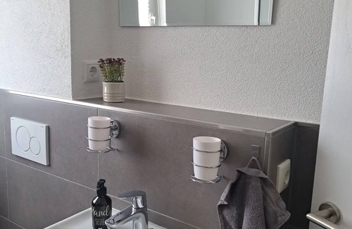 Dorfprozelten Apartment | Apartment 'Ferienwohnung Dürr 3' with Shared Terrace and Wi-Fi