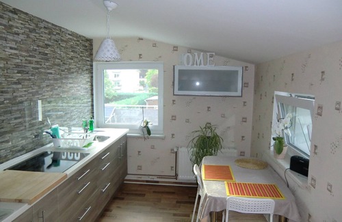 Kuhlungsborn Ost Apartment | Apartment 'Ferienwohnung Lutz' with Balcony and Wi-Fi