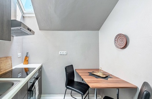 Gremersdorf Apartment | Apartment 'Ferienwohnung Bauernhof Rohde' with Shared Terrace, Private Garden and Wi-Fi
