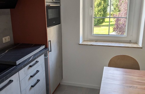Triebischtal Apartment | Apartment 'Ferienwohnung Wiesenduft' with Shared Pool, Shared Terrace and Wi-Fi