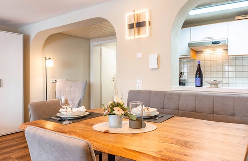 Frickingen Apartment | Apartment 'Ferienwohnung Behling' with Mountain View, Private Terrace and Wi-Fi