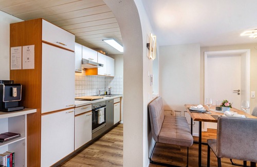 Frickingen Apartment | Apartment 'Ferienwohnung Behling' with Mountain View, Private Terrace and Wi-Fi