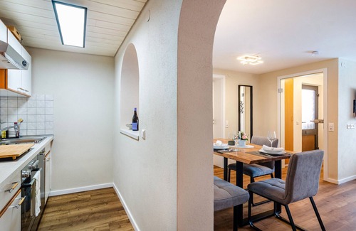 Frickingen Apartment | Apartment 'Ferienwohnung Behling' with Mountain View, Private Terrace and Wi-Fi