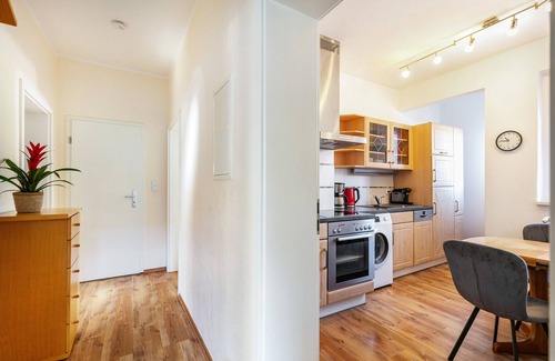 Strausberg Apartment | Apartment 'Ferienwohnung Am Straussee' with Private Terrace and Wi-Fi