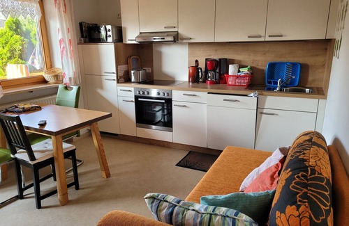 Tittmoning Apartment | Apartment "Ferienwohnung bei Helga" with Balcony