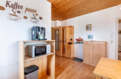Altenschwand Apartment | Apartment 'Ferienwohnung Gruber' with Private Garden and Wi-Fi