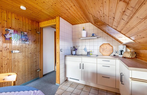 Drelsdorf Apartment | Apartment 'Ferienwohnung Hennig' with Private Garden and Wi-Fi