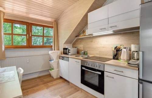 Kumhausen Apartment | Apartment 'Ferienwohnung Elli Bei Landshut' with Balcony and Wi-Fi