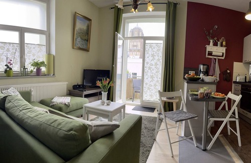 Old Town Apartment | Apartment 'Ferienwohnung Truding' with Balcony and Wi-Fi