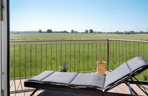 Winnemark Apartment | Apartment 'Ferienwohnung Ostwind' with Shared Terrace, Shared Garden and Wi-Fi