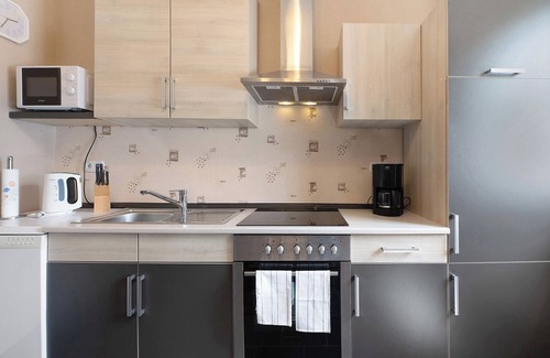 Briedern Apartment | Apartment 'Ferienwohnung Andres' with Private Terrace, Private Garden and Wi-Fi