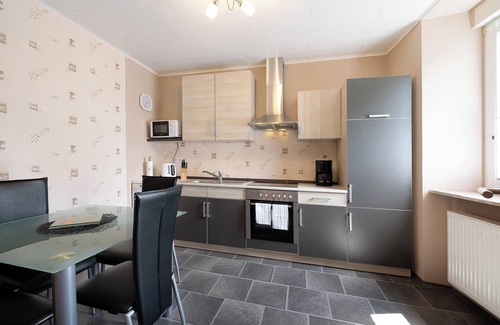 Briedern Apartment | Apartment 'Ferienwohnung Andres' with Private Terrace, Private Garden and Wi-Fi