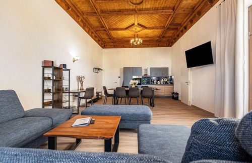 Heidenau Apartment | Apartment 'Ferienwohnung Im Hotel Reichskrone' with Balcony and Wi-Fi