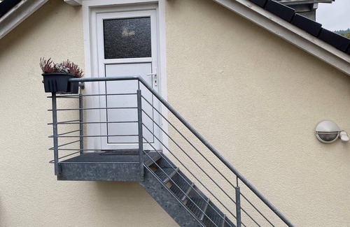 Kulmbach Apartment | Apartment 'Ferienwohnung An Den Eichen' with Wi-Fi