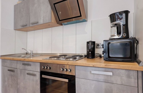 Moeckmuehl Apartment | Apartment 'Ferienwohnung Schöntal' with Wi-Fi